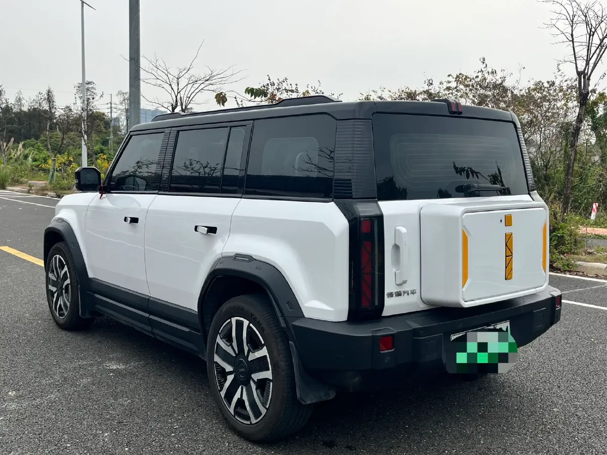 2024 Dongfeng RuiQi 7 2.0T 228HP L4 8AT,autocango,china used car exporter,china ev exporter,chinese used car exporter,chinese used ev exporter