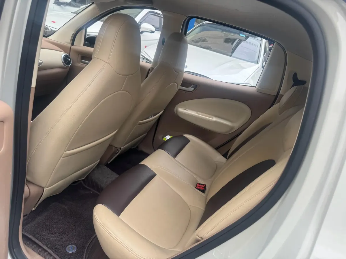 2025 WuLing HongGuang MINI EV BEV 16.2KWH,autocango,china used car exporter,china ev exporter,chinese used car exporter,chinese used ev exporter
