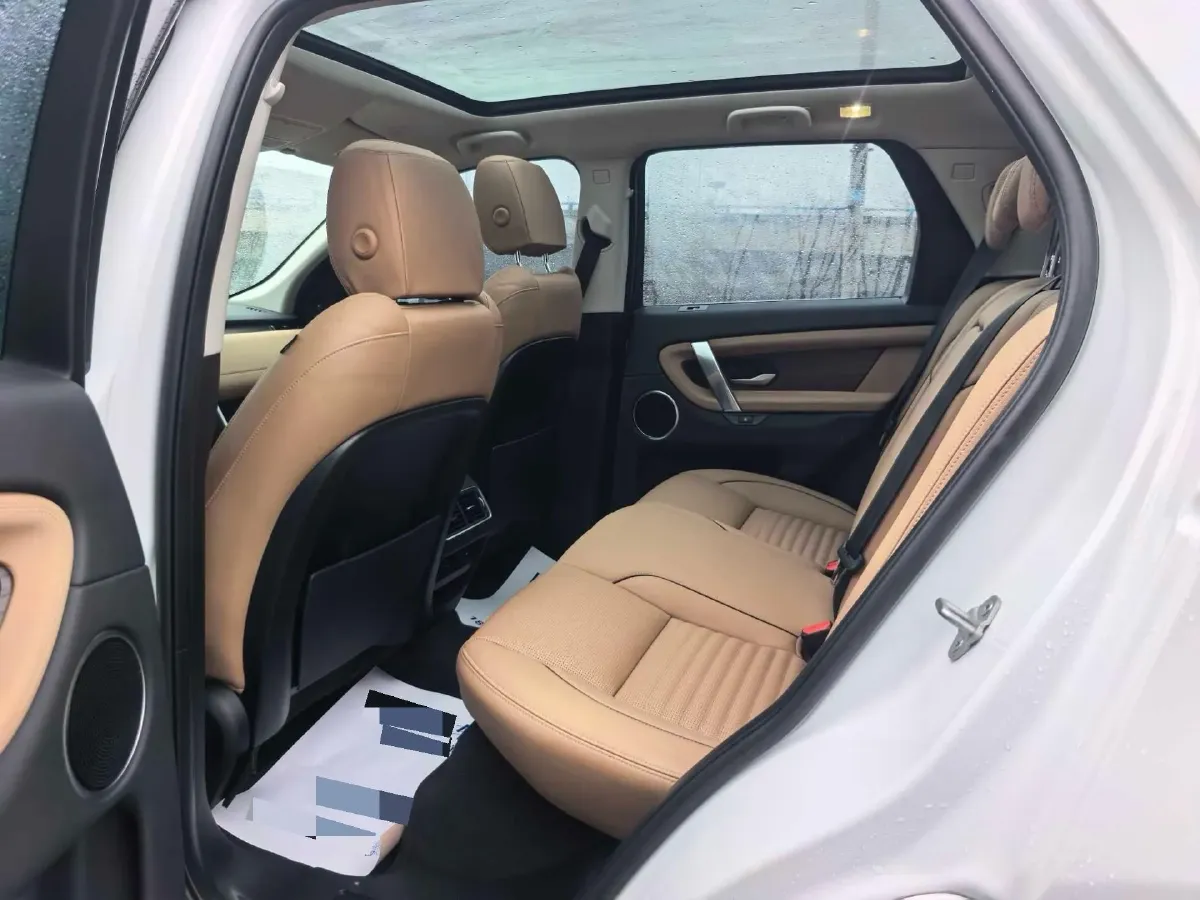 2023 Land Rover Discovery Sport 2.0T 249HP L4 9AT,autocango,china used car exporter,china ev exporter,chinese used car exporter,chinese used ev exporter