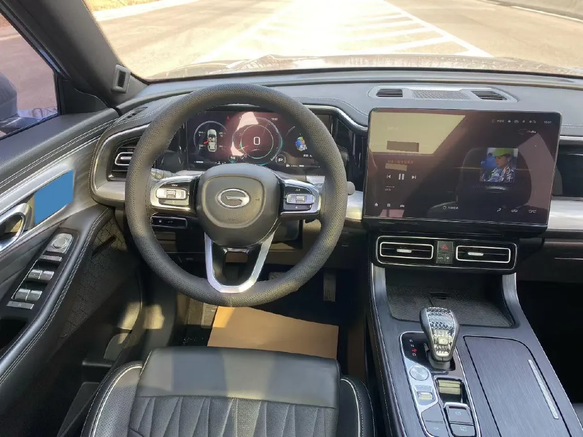 2022 GAC Trumpchi GS8 2.0T 252HP L4 8AT,autocango,china used car exporter,china ev exporter,chinese used car exporter,chinese used ev exporter