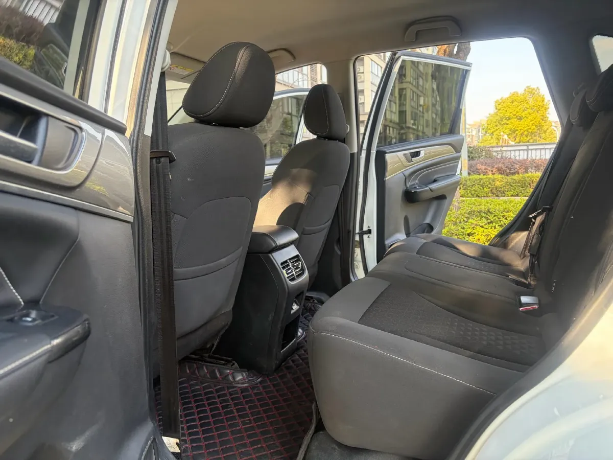 2022 Haval H6 1.5T 184HP L4 7DCT,autocango,china used car exporter,china ev exporter,chinese used car exporter,chinese used ev exporter