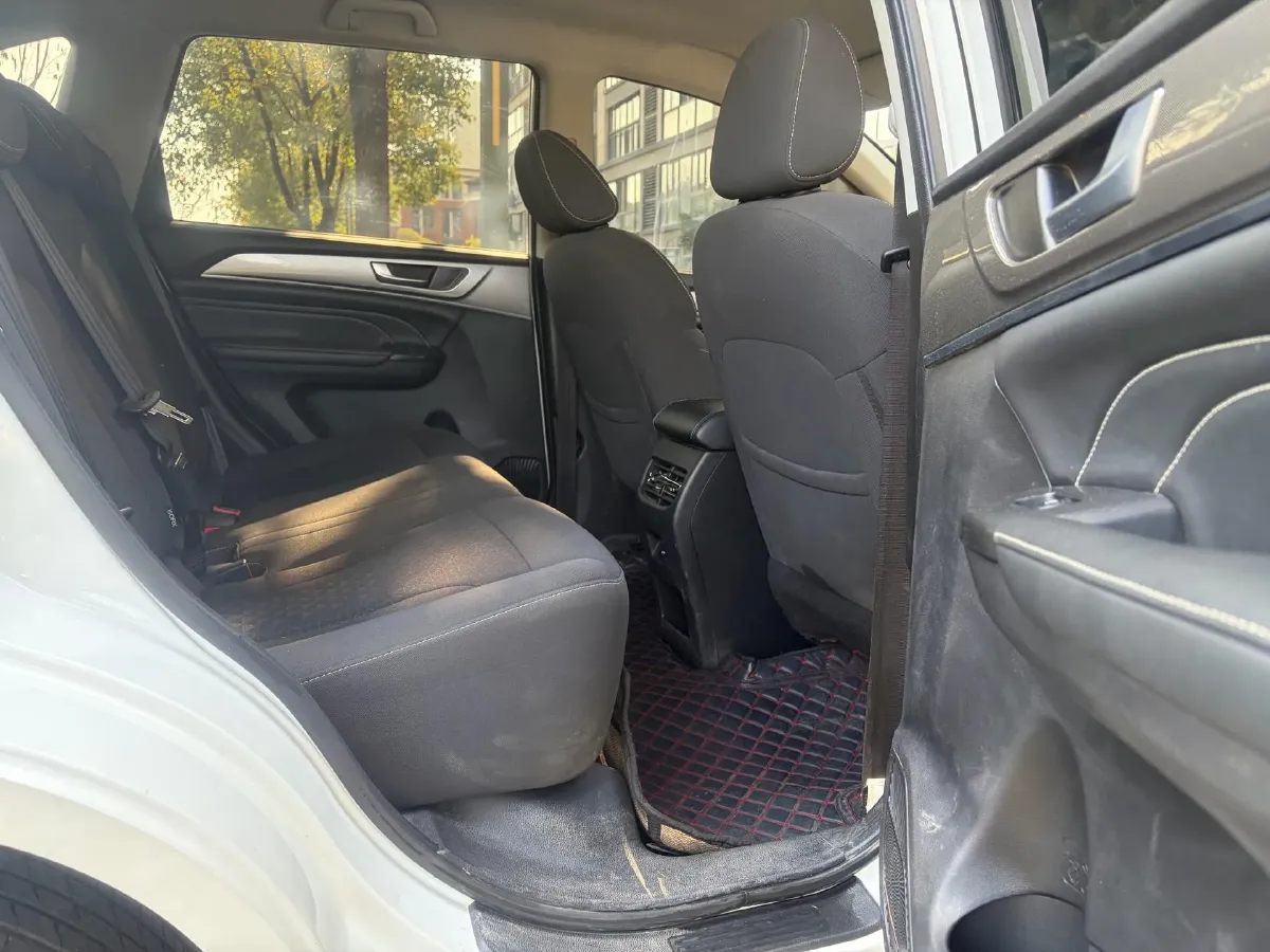 2022 Haval H6 1.5T 184HP L4 7DCT,autocango,china used car exporter,china ev exporter,chinese used car exporter,chinese used ev exporter