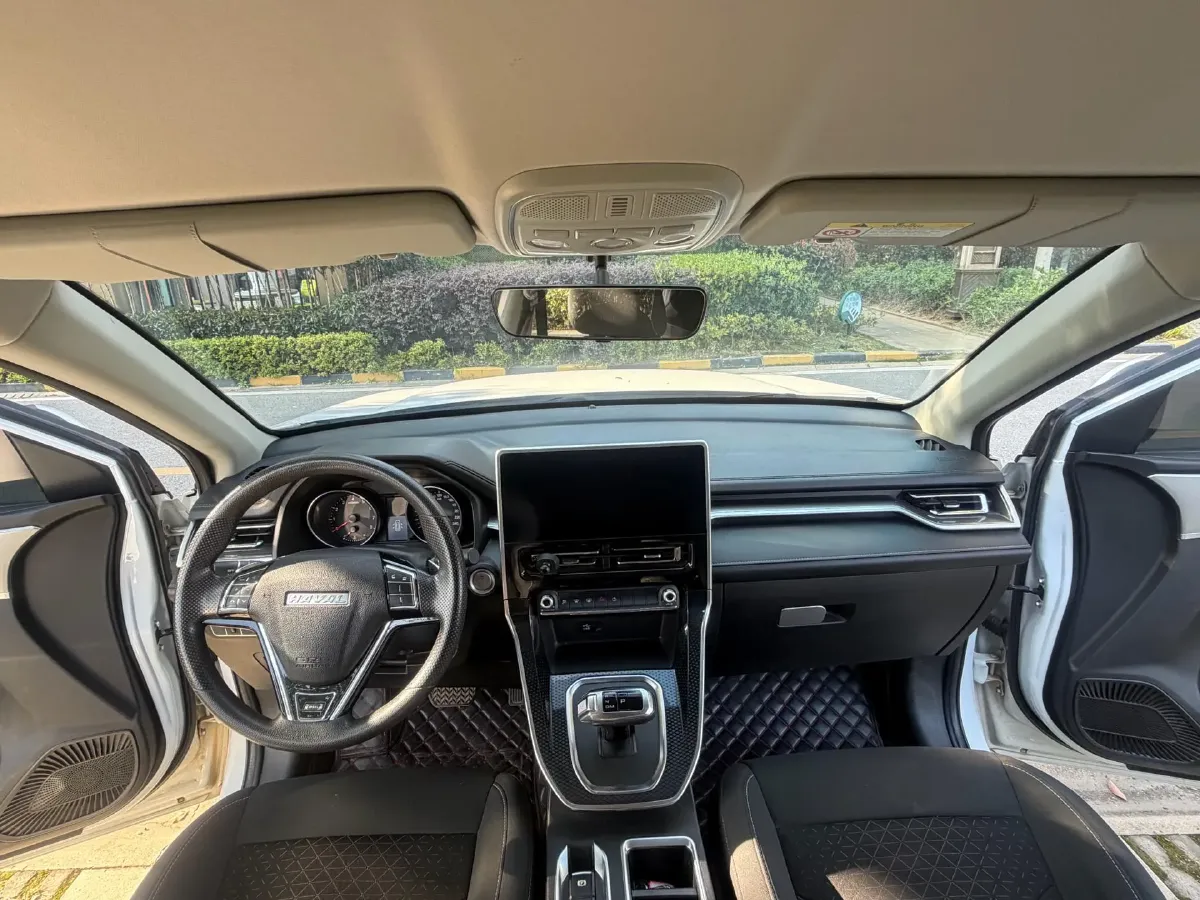 2022 Haval H6 1.5T 184HP L4 7DCT,autocango,china used car exporter,china ev exporter,chinese used car exporter,chinese used ev exporter