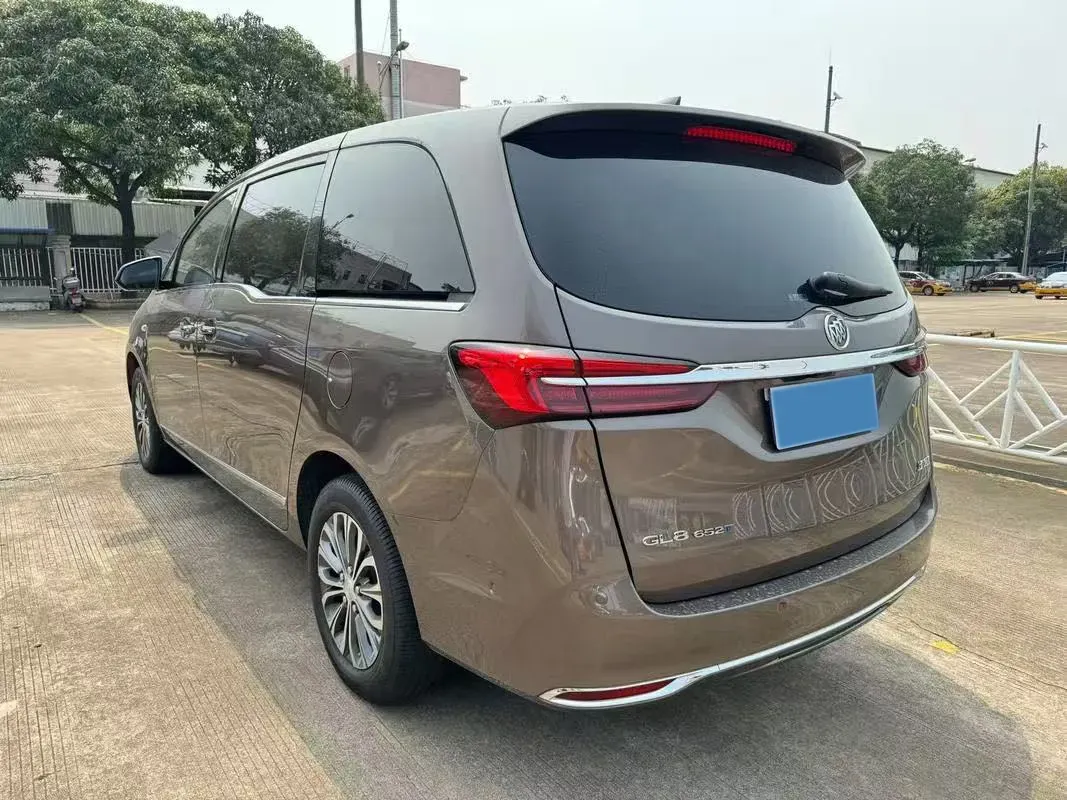 2022 Buick GL8 2.0T 237HP L4 9AT,autocango,china used car exporter,china ev exporter,chinese used car exporter,chinese used ev exporter