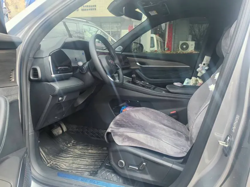 2025 Geely Monjaro 2.0T 238HP L4 8AT,autocango,china used car exporter,china ev exporter,chinese used car exporter,chinese used ev exporter