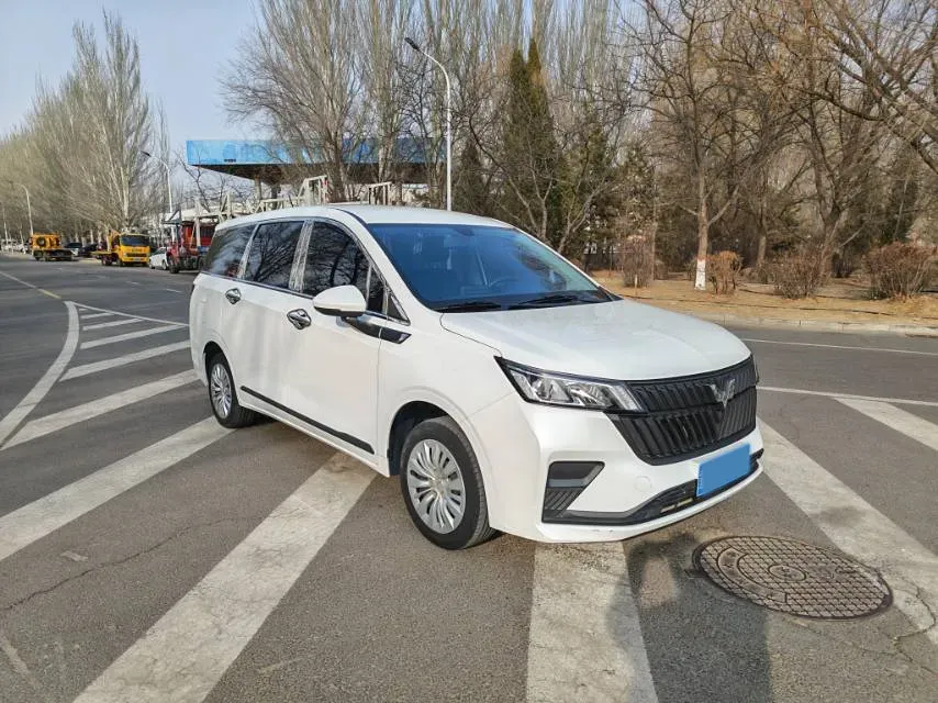 2022 WuLing ZhengChen 2.0L 136HP L4 6MT,autocango,china used car exporter,china ev exporter,chinese used car exporter,chinese used ev exporter