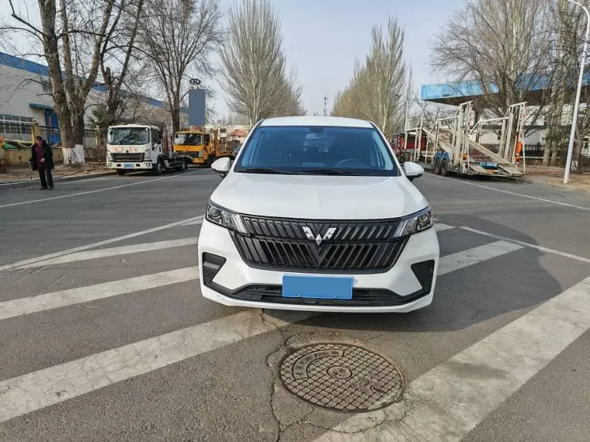 2022 WuLing ZhengChen 2.0L 136HP L4 6MT,autocango,china used car exporter,china ev exporter,chinese used car exporter,chinese used ev exporter