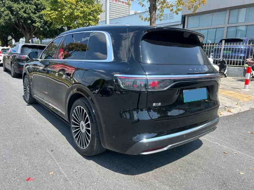 2025 AITO AITO M8 REEV 160HP REEV 53.4KWH,autocango,china used car exporter,china ev exporter,chinese used car exporter,chinese used ev exporter