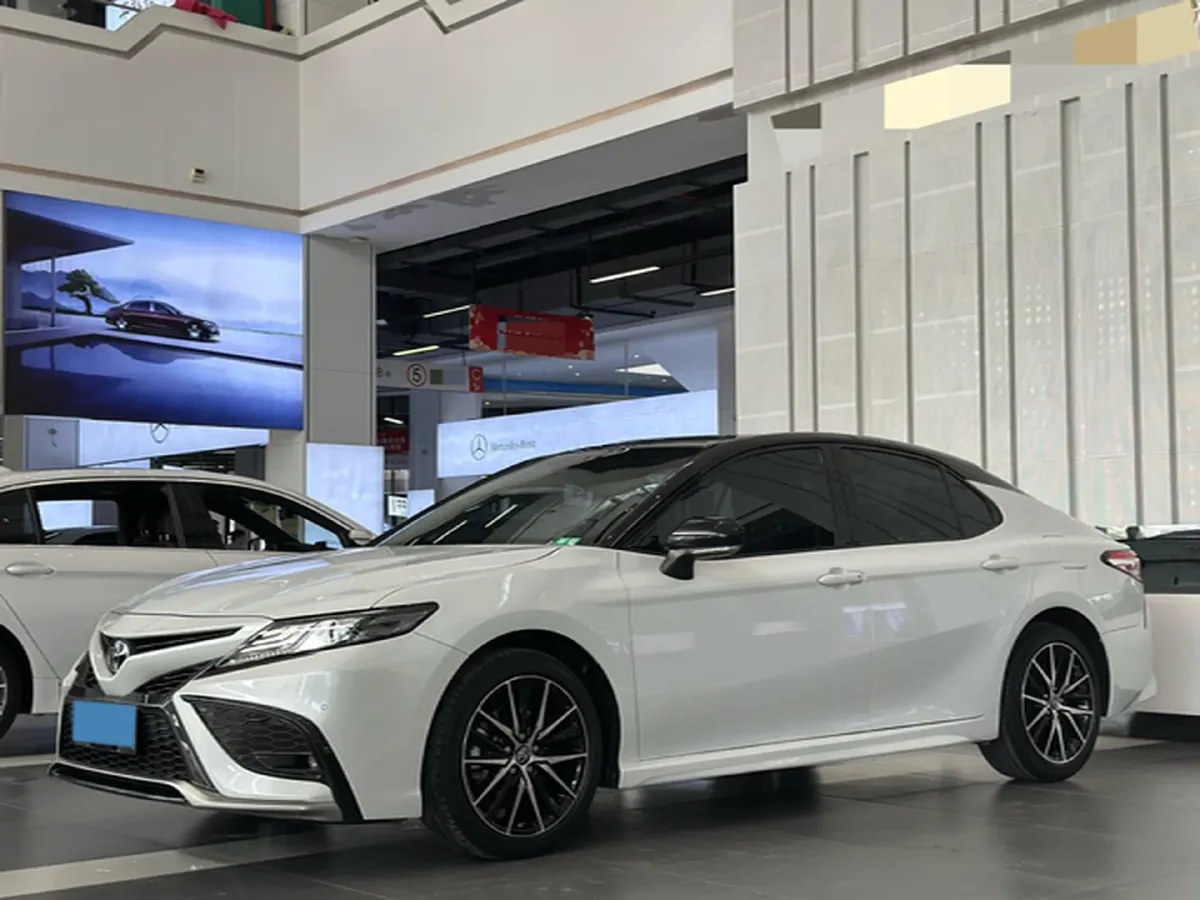 2021 Toyota Camry 2.5L 209HP L4 8AT,autocango,china used car exporter,china ev exporter,chinese used car exporter,chinese used ev exporter