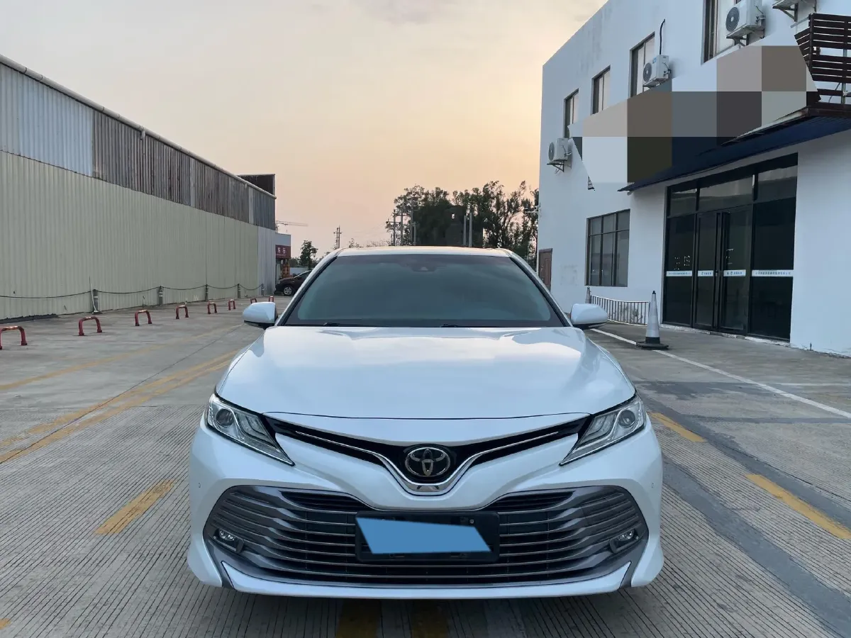 2019 Toyota Camry 2.0L 178HP L4 CVT,autocango,china used car exporter,china ev exporter,chinese used car exporter,chinese used ev exporter