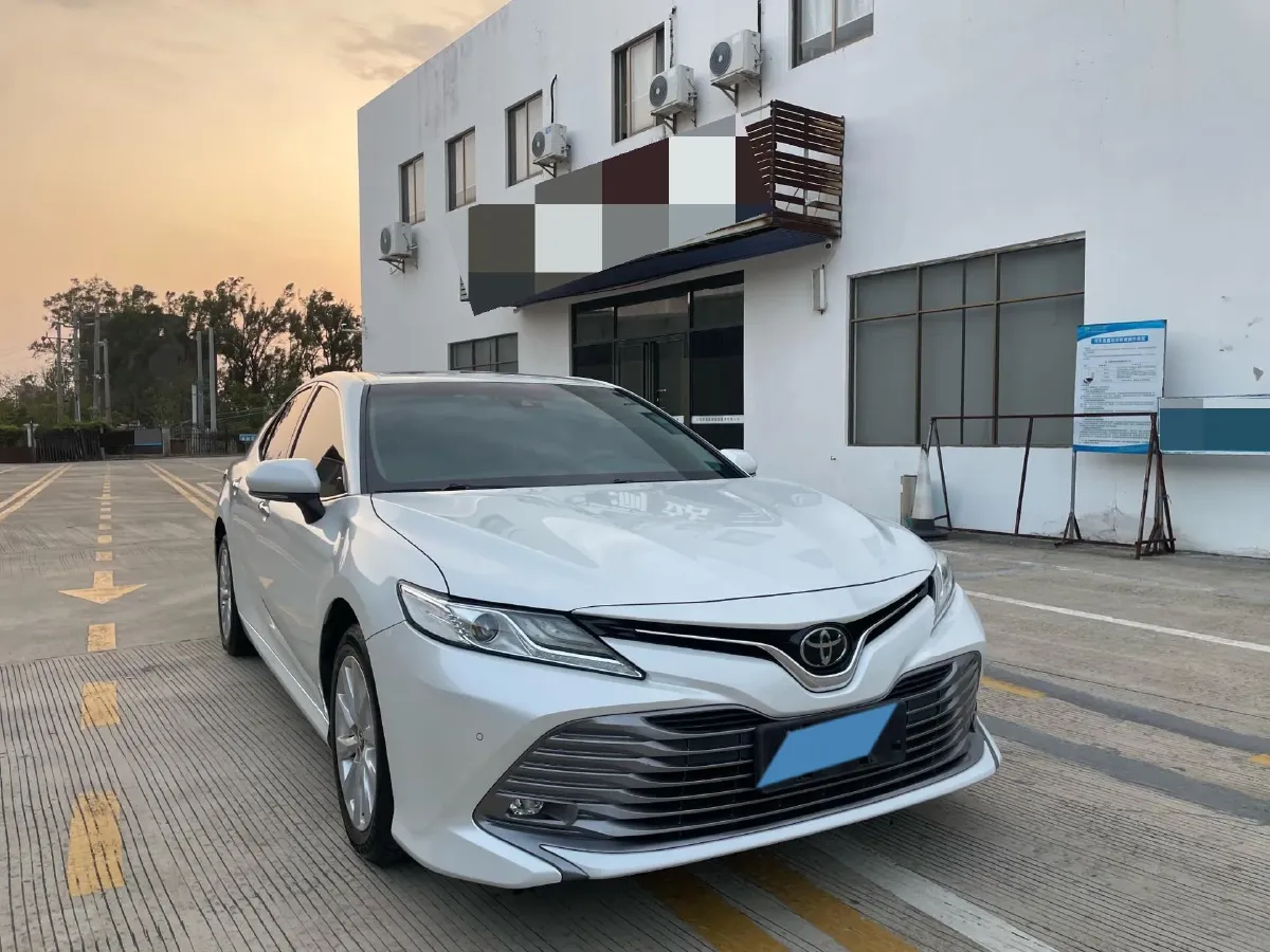 2019 Toyota Camry 2.0L 178HP L4 CVT,autocango,china used car exporter,china ev exporter,chinese used car exporter,chinese used ev exporter