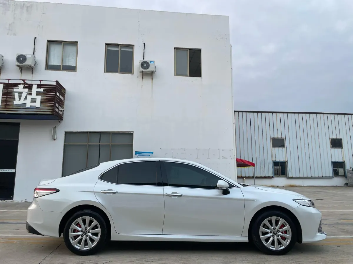 2019 Toyota Camry 2.0L 178HP L4 CVT,autocango,china used car exporter,china ev exporter,chinese used car exporter,chinese used ev exporter
