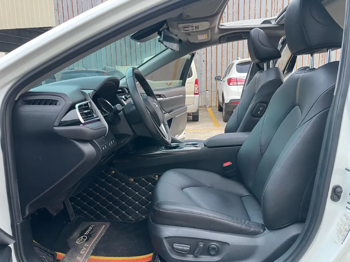 2019 Toyota Camry 2.0L 178HP L4 CVT,autocango,china used car exporter,china ev exporter,chinese used car exporter,chinese used ev exporter