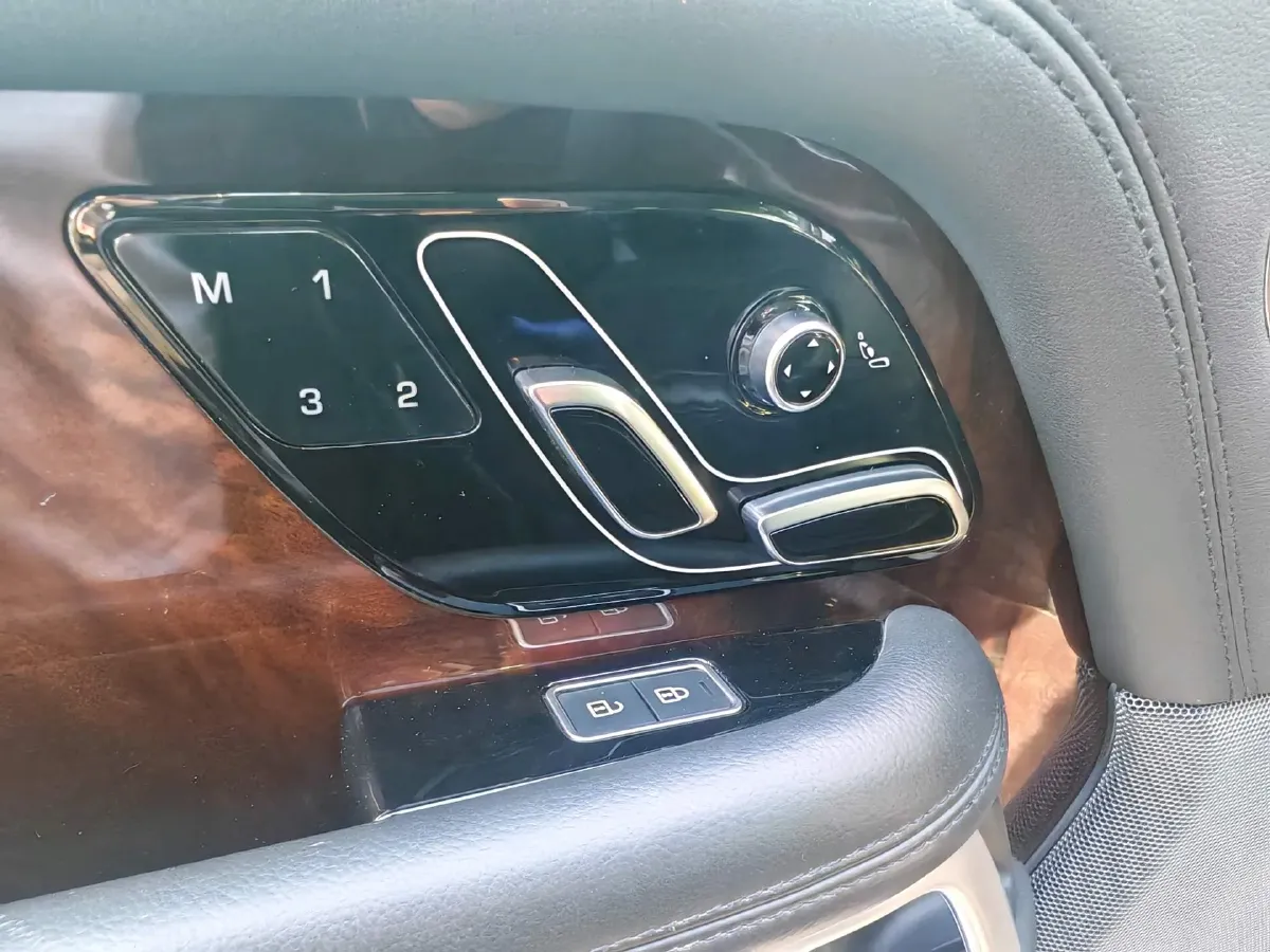 2021 Land Rover Range Rover 3.0T 360HP L6 8AT,autocango,china used car exporter,china ev exporter,chinese used car exporter,chinese used ev exporter