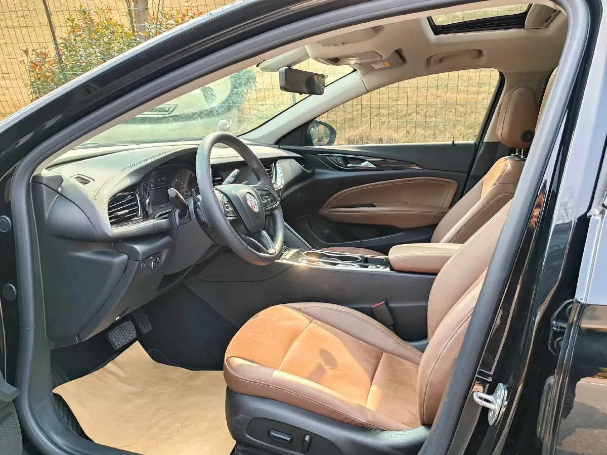 2022 Buick Regal 2.0T 237HP L4 9AT,autocango,china used car exporter,china ev exporter,chinese used car exporter,chinese used ev exporter