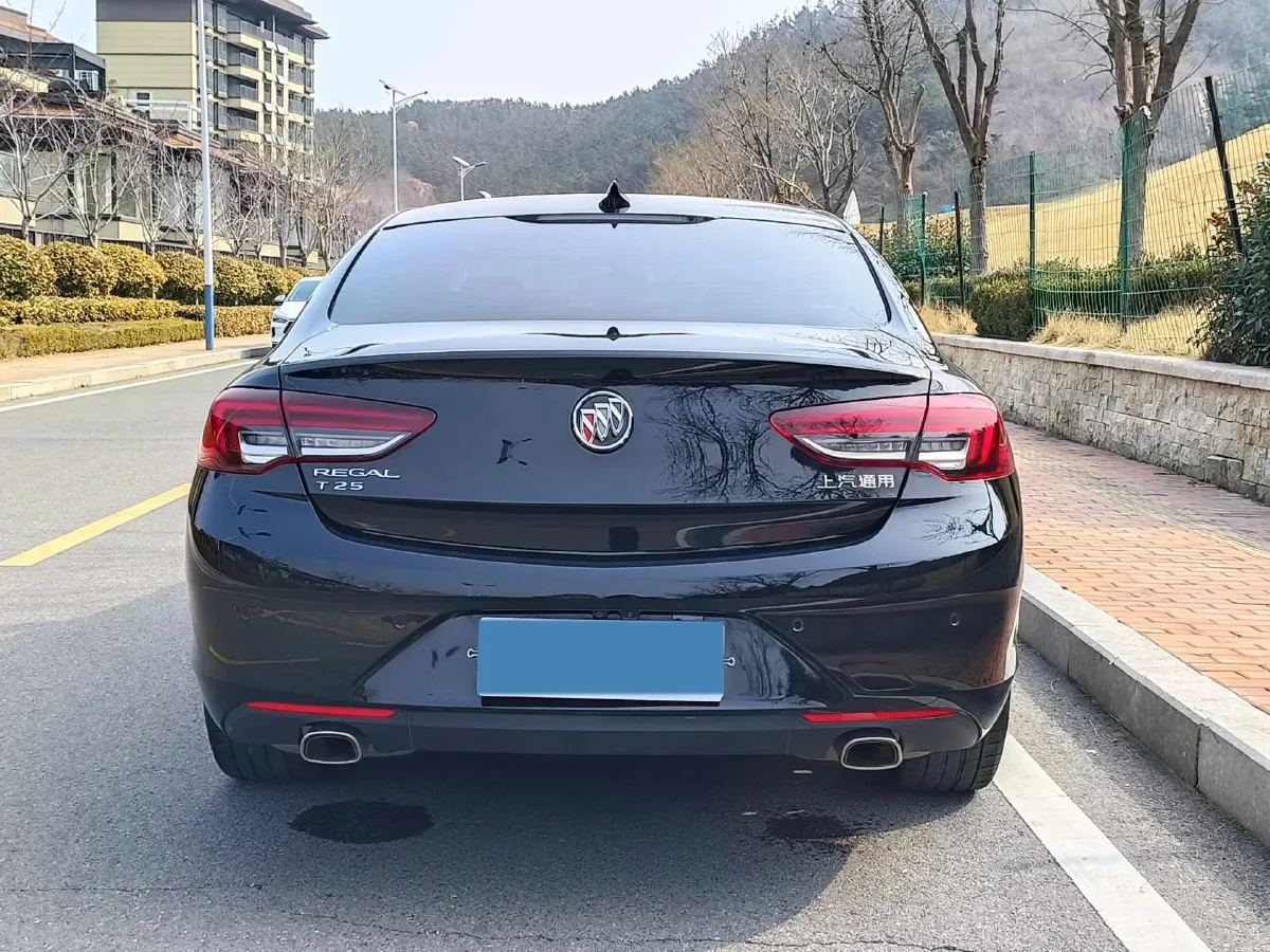 2022 Buick Regal 2.0T 237HP L4 9AT,autocango,china used car exporter,china ev exporter,chinese used car exporter,chinese used ev exporter