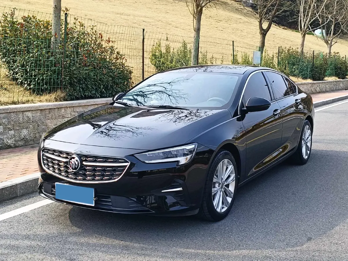 2022 Buick Regal 2.0T 237HP L4 9AT,autocango,china used car exporter,china ev exporter,chinese used car exporter,chinese used ev exporter