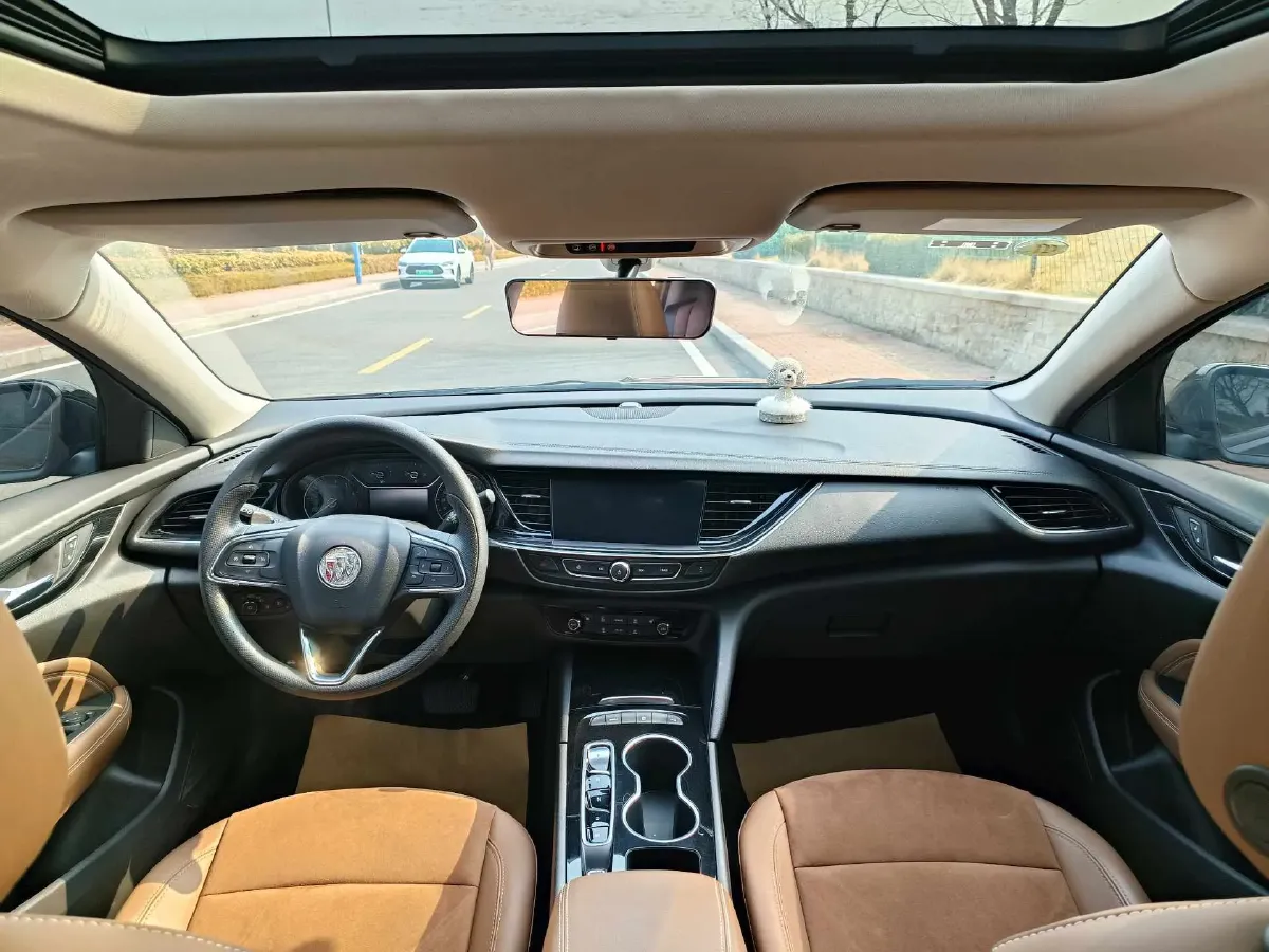 2022 Buick Regal 2.0T 237HP L4 9AT,autocango,china used car exporter,china ev exporter,chinese used car exporter,chinese used ev exporter