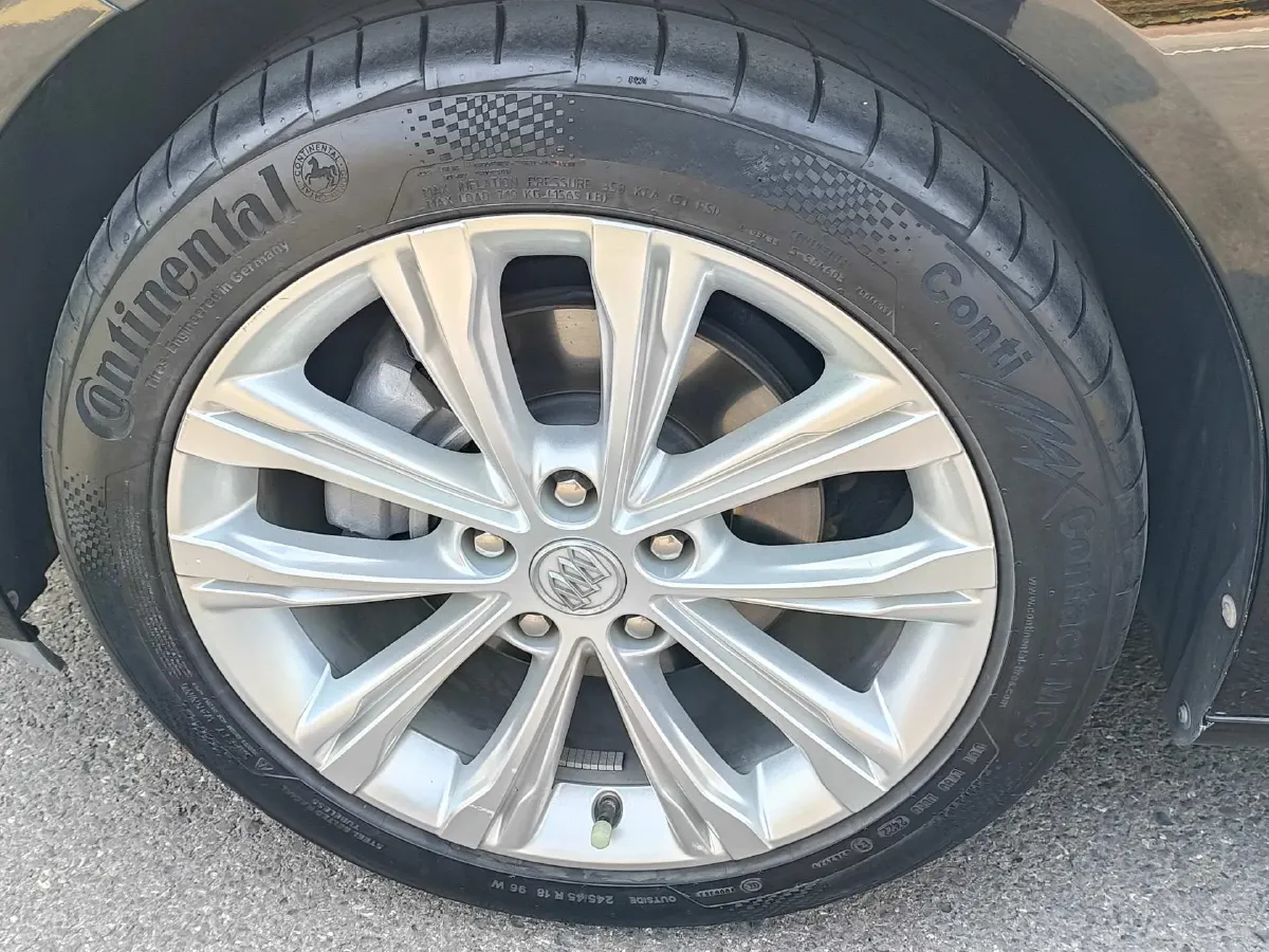 2022 Buick Regal 2.0T 237HP L4 9AT,autocango,china used car exporter,china ev exporter,chinese used car exporter,chinese used ev exporter