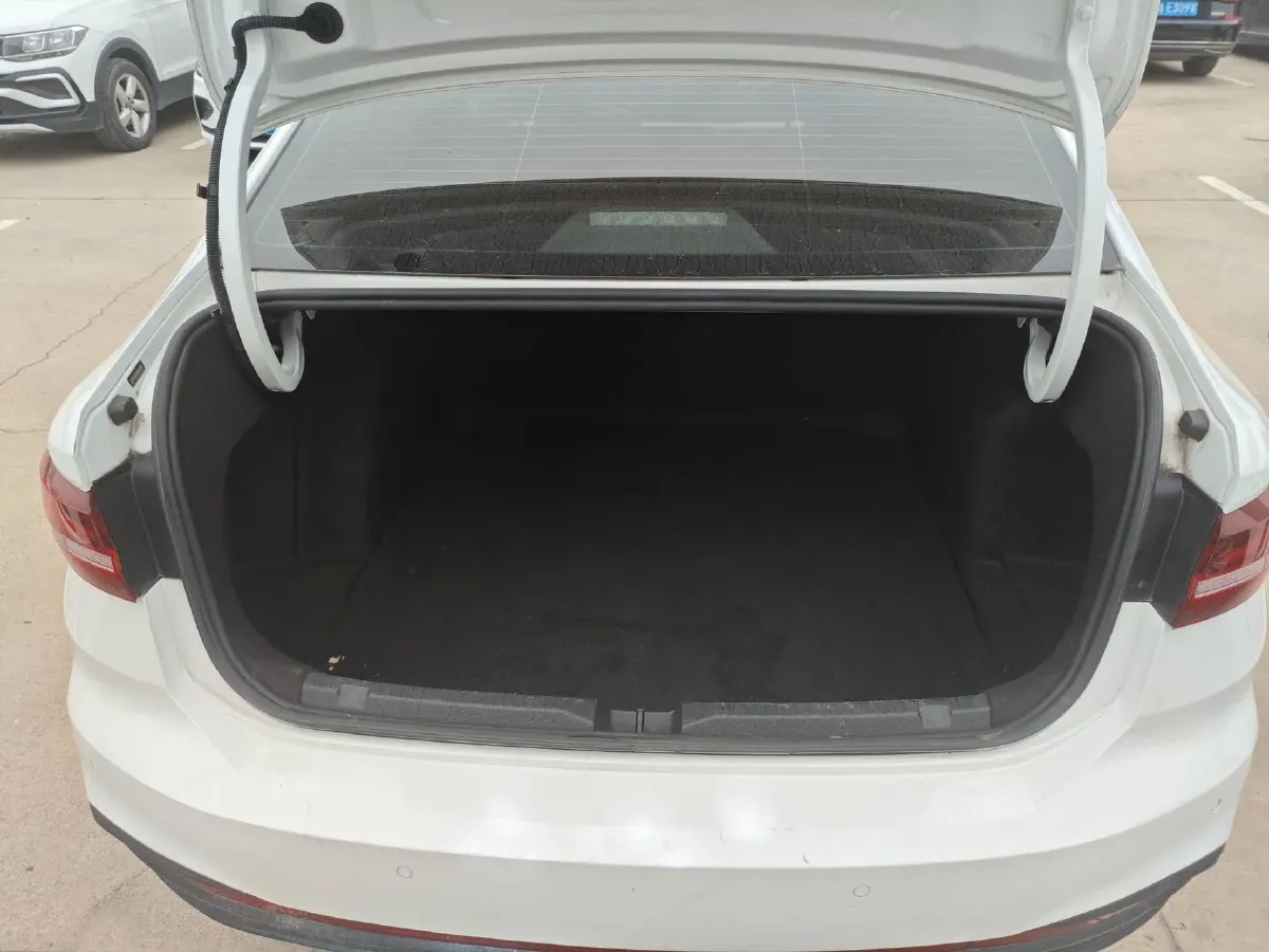 2023 Volkswagen Lavida 1.5L 113HP L4 6AT,autocango,china used car exporter,china ev exporter,chinese used car exporter,chinese used ev exporter