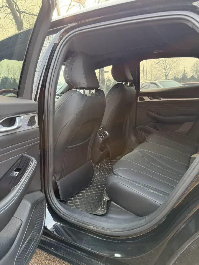 2023 Geely Preface 1.5T 181HP L4 7DCT,autocango,china used car exporter,china ev exporter,chinese used car exporter,chinese used ev exporter