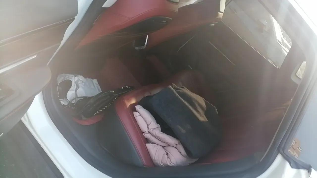 2021 Xpeng P7 BEV 60.2KWH,autocango,china used car exporter,china ev exporter,chinese used car exporter,chinese used ev exporter