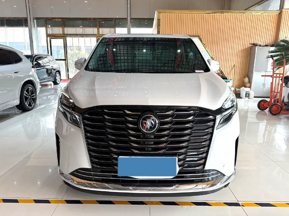 2023 Buick GL8 2.0T 237HP L4 9AT,autocango,china used car exporter,china ev exporter,chinese used car exporter,chinese used ev exporter