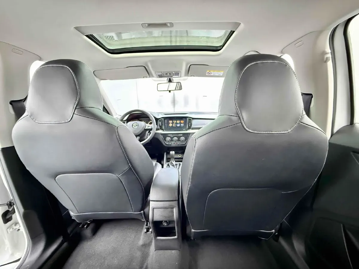 2021 Skoda Kamiq 1.5L 112HP L4 6AT,autocango,china used car exporter,china ev exporter,chinese used car exporter,chinese used ev exporter