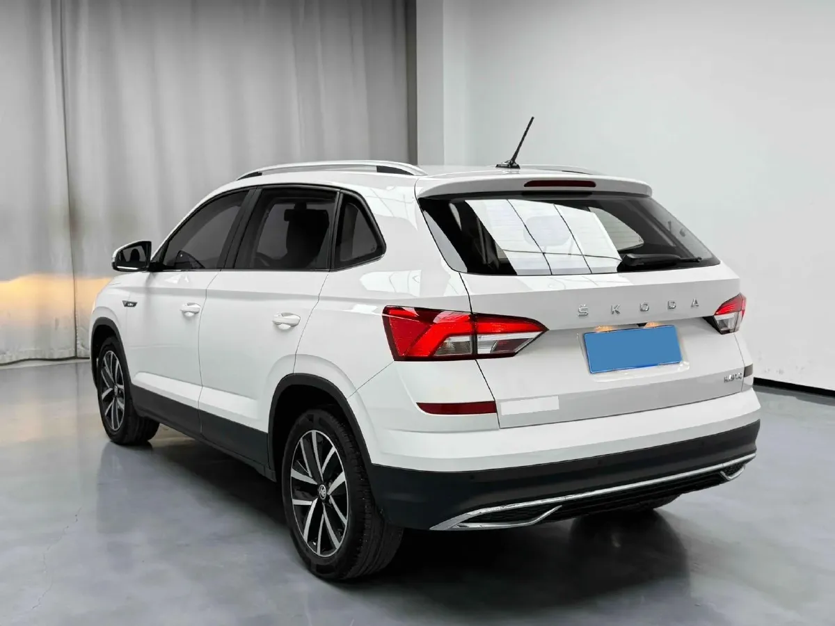 2021 Skoda Kamiq 1.5L 112HP L4 6AT,autocango,china used car exporter,china ev exporter,chinese used car exporter,chinese used ev exporter