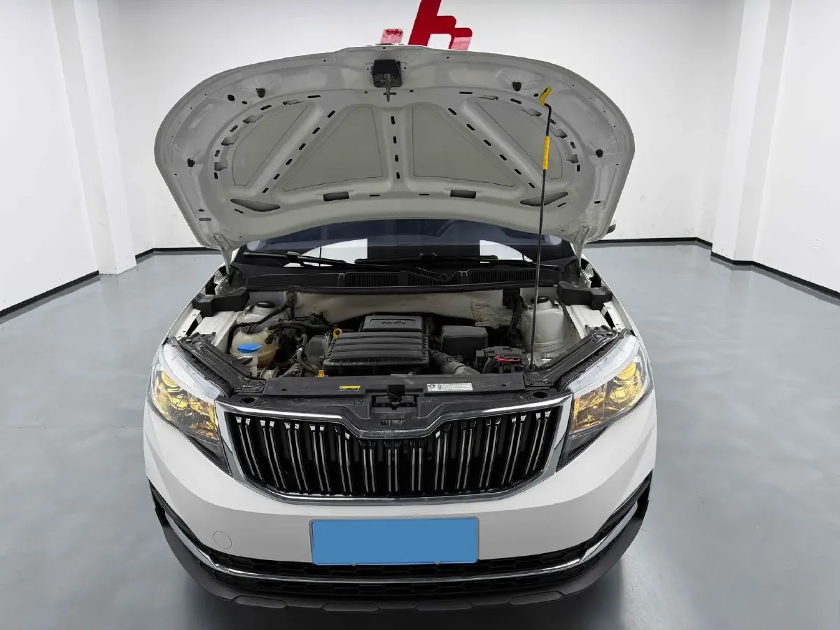 2021 Skoda Kamiq 1.5L 112HP L4 6AT,autocango,china used car exporter,china ev exporter,chinese used car exporter,chinese used ev exporter