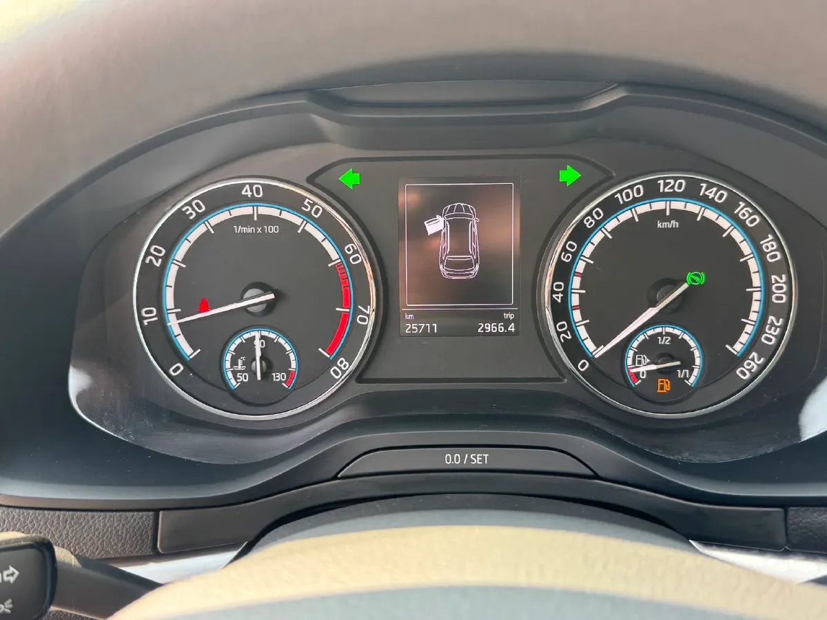 2021 Skoda Karoq 1.4T 150HP L4 7DCT,autocango,china used car exporter,china ev exporter,chinese used car exporter,chinese used ev exporter