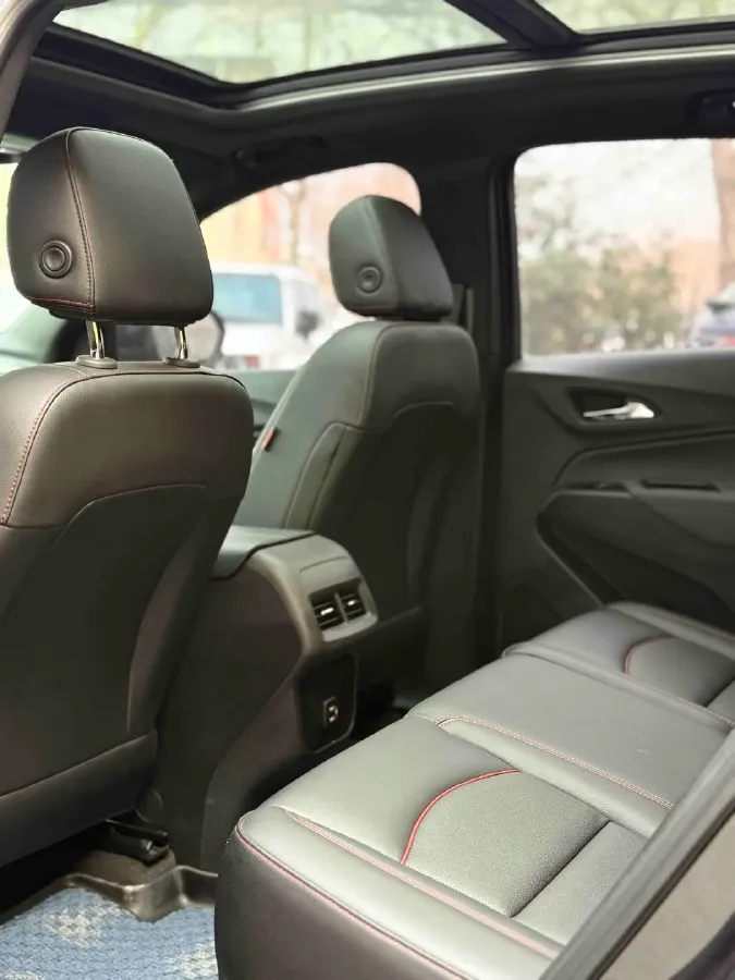 2022 Chevrolet Equinox 2.0T 237HP L4 9AT,autocango,china used car exporter,china ev exporter,chinese used car exporter,chinese used ev exporter