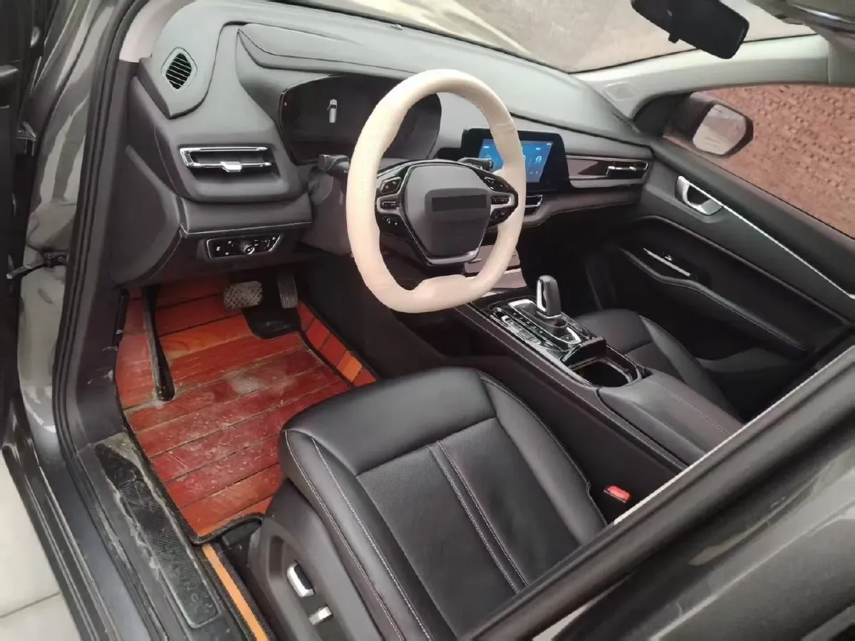 2020 WuLing KaiJie 1.5T 147HP L4 CVT,autocango,china used car exporter,china ev exporter,chinese used car exporter,chinese used ev exporter