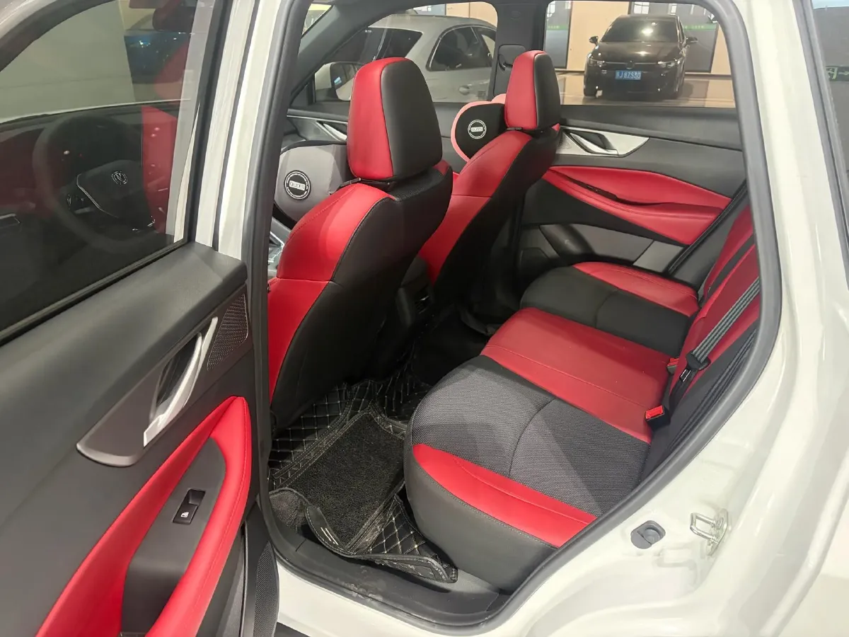 2023 ChangAn CS35 Plus 1.4T 160HP L4 7DCT,autocango,china used car exporter,china ev exporter,chinese used car exporter,chinese used ev exporter