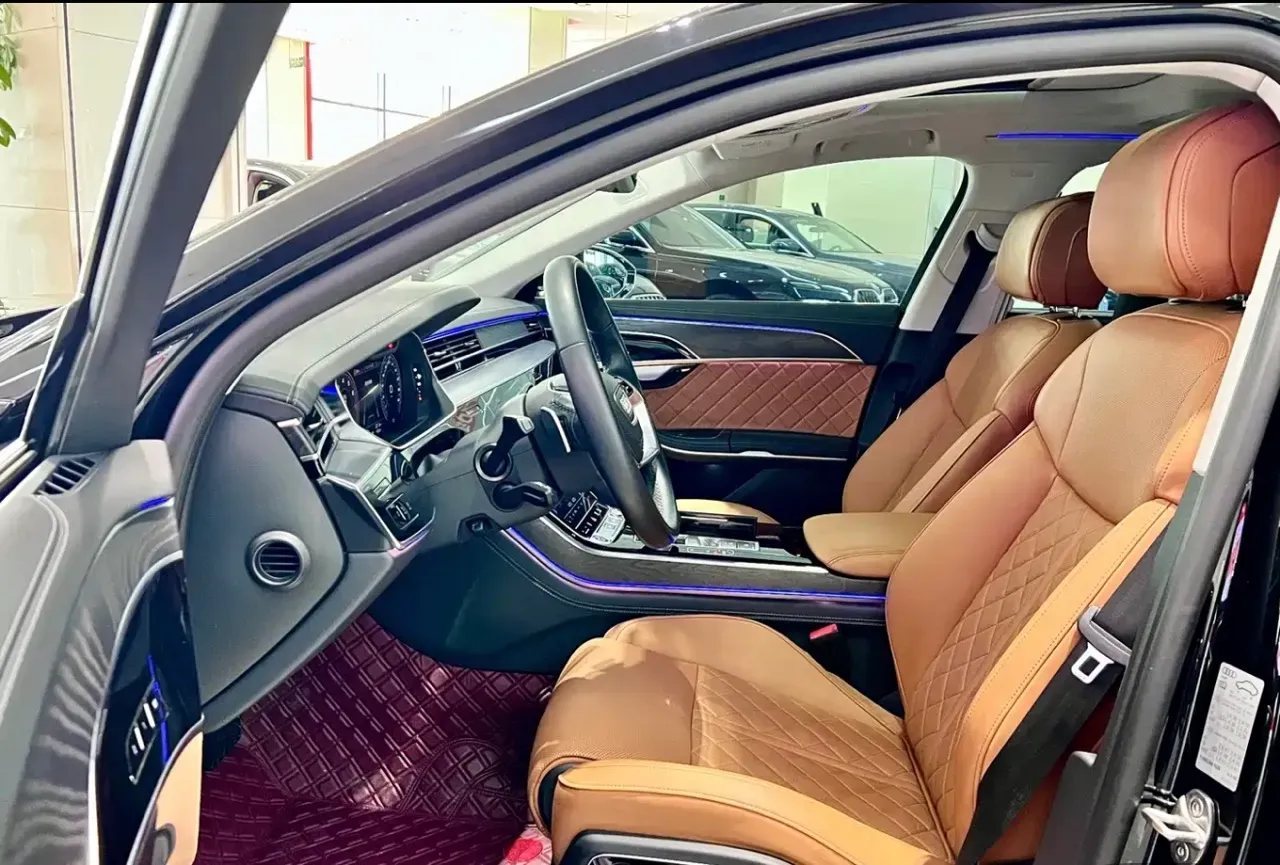 2022 Audi A8 3.0T 340HP V6 8AT,autocango,china used car exporter,china ev exporter,chinese used car exporter,chinese used ev exporter