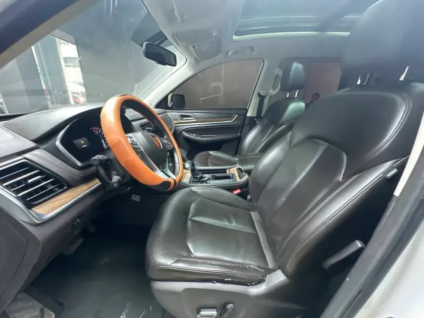 2018 Roewe RX5 2.0T 220HP L4 6DCT,autocango,china used car exporter,china ev exporter,chinese used car exporter,chinese used ev exporter