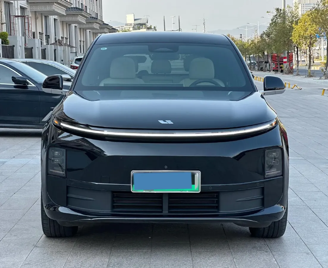 2024 Li L6 Range Extended 154HP L4 REEV 36.8KWH,autocango,china used car exporter,china ev exporter,chinese used car exporter,chinese used ev exporter