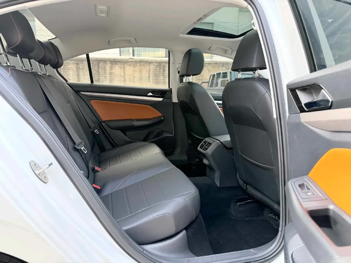 2023 Volkswagen Bora 1.2T 116HP L4 7DCT,autocango,china used car exporter,china ev exporter,chinese used car exporter,chinese used ev exporter