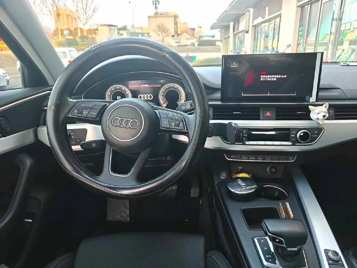 2020 Audi A4L 2.0T 190HP L4 7DCT,autocango,china used car exporter,china ev exporter,chinese used car exporter,chinese used ev exporter