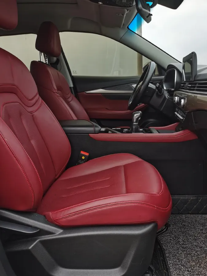 2025 Jetour X70 1.5T 156HP L4 6MT,autocango,china used car exporter,china ev exporter,chinese used car exporter,chinese used ev exporter