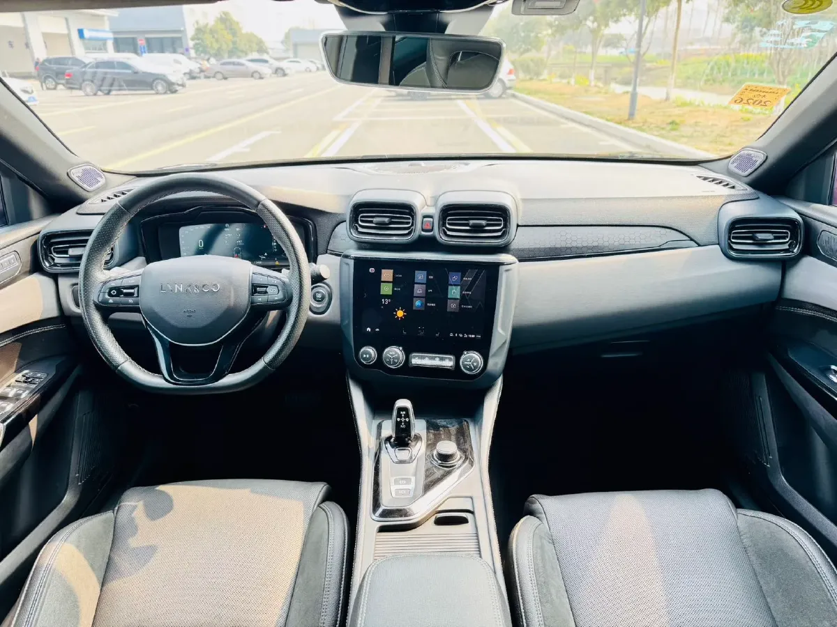 2021 LYNK&CO 03 1.5T 180HP L3 7DCT,autocango,china used car exporter,china ev exporter,chinese used car exporter,chinese used ev exporter