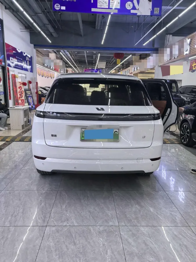 2024 Li L7 Range Extended 154HP REEV 42.8KWH,autocango,china used car exporter,china ev exporter,chinese used car exporter,chinese used ev exporter