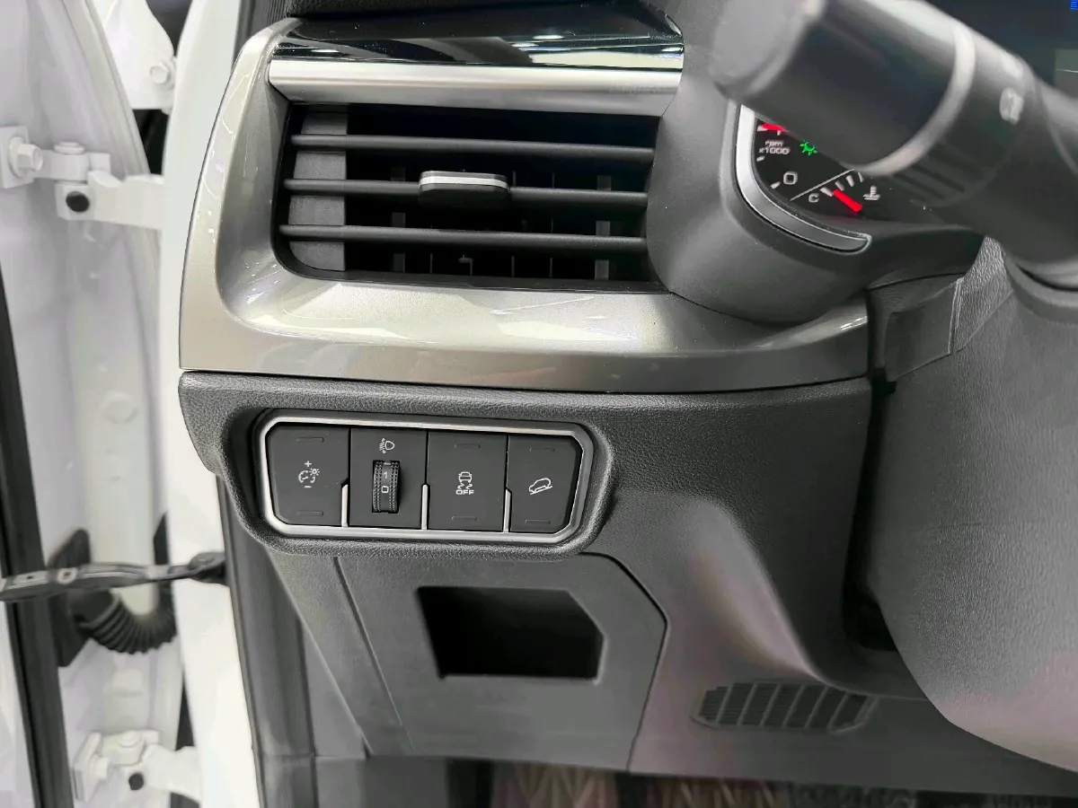 2021 Haval H6 1.5T 150HP L4 7DCT,autocango,china used car exporter,china ev exporter,chinese used car exporter,chinese used ev exporter