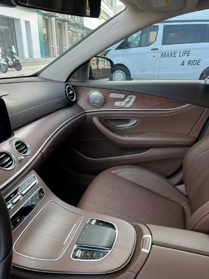 2023 Mercedes-Benz E Class 2.0T 258HP L4 9AT,autocango,china used car exporter,china ev exporter,chinese used car exporter,chinese used ev exporter