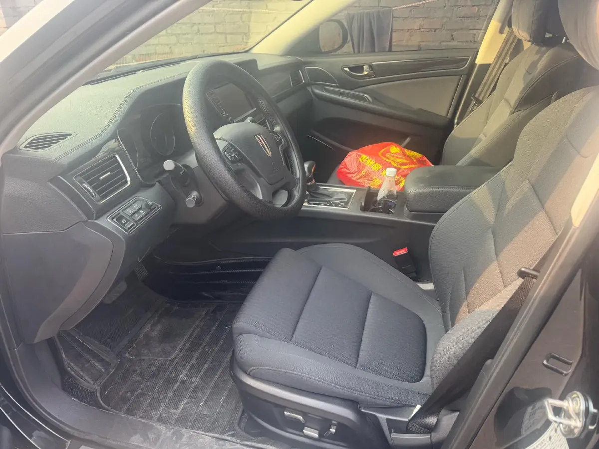 2019 HongQi H7 1.8T 188HP L4 6AT,autocango,china used car exporter,china ev exporter,chinese used car exporter,chinese used ev exporter