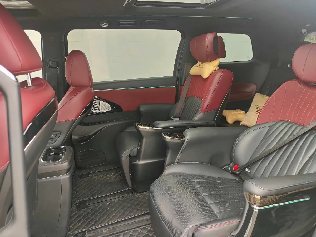 2024 GAC Trumpchi M8 2.0T 252HP L4 8AT,autocango,china used car exporter,china ev exporter,chinese used car exporter,chinese used ev exporter