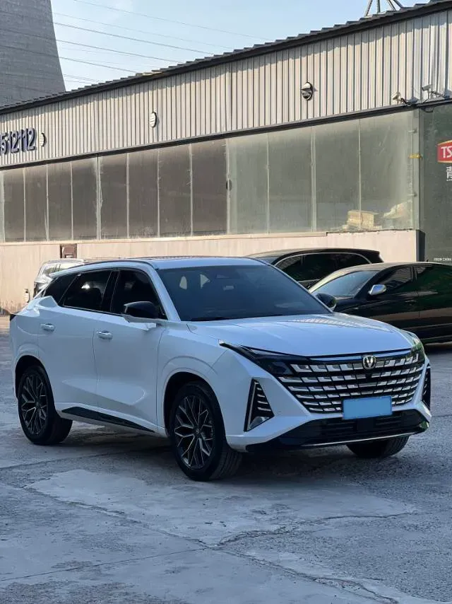 2025 ChangAn UNI-Z 1.5T 188HP L4 7DCT,autocango,china used car exporter,china ev exporter,chinese used car exporter,chinese used ev exporter