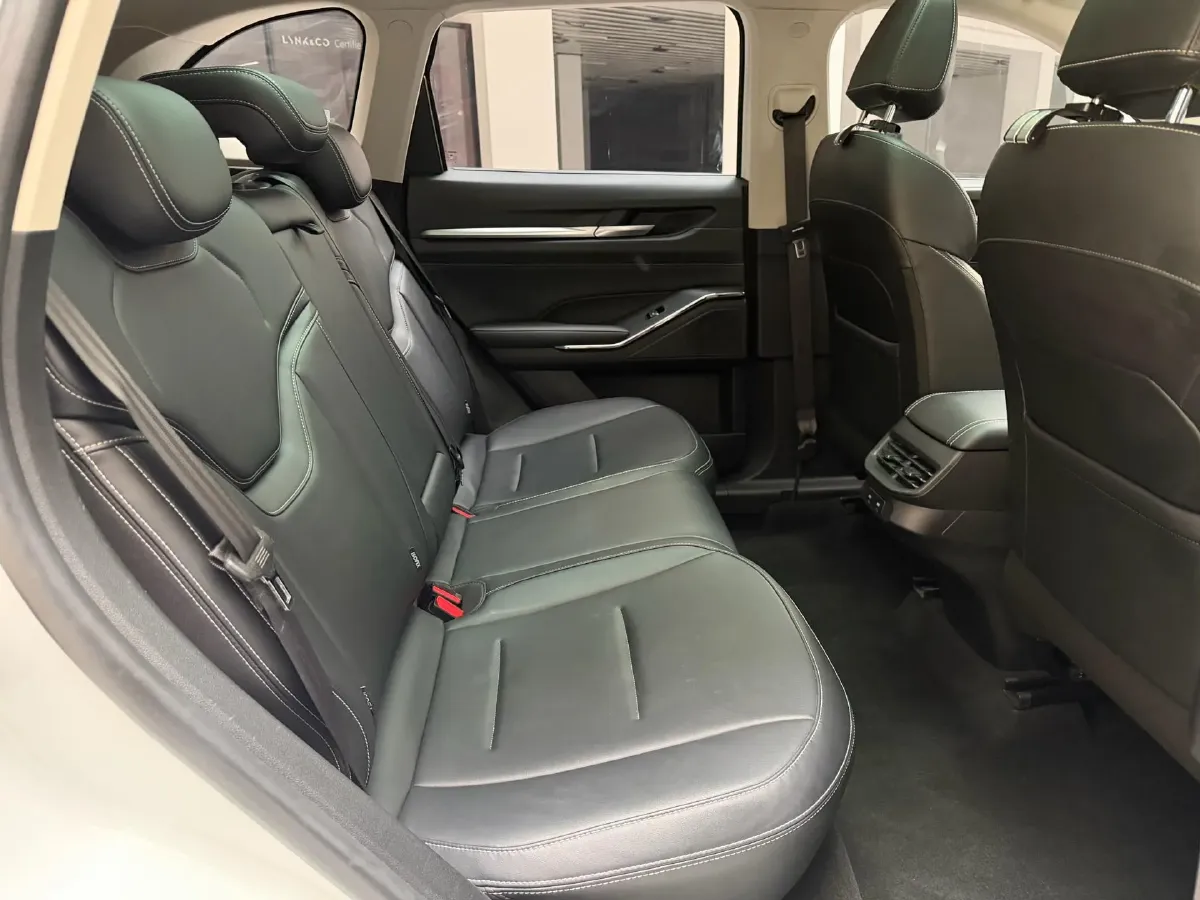 2021 Haval H6 1.5T 169HP L4 7DCT,autocango,china used car exporter,china ev exporter,chinese used car exporter,chinese used ev exporter