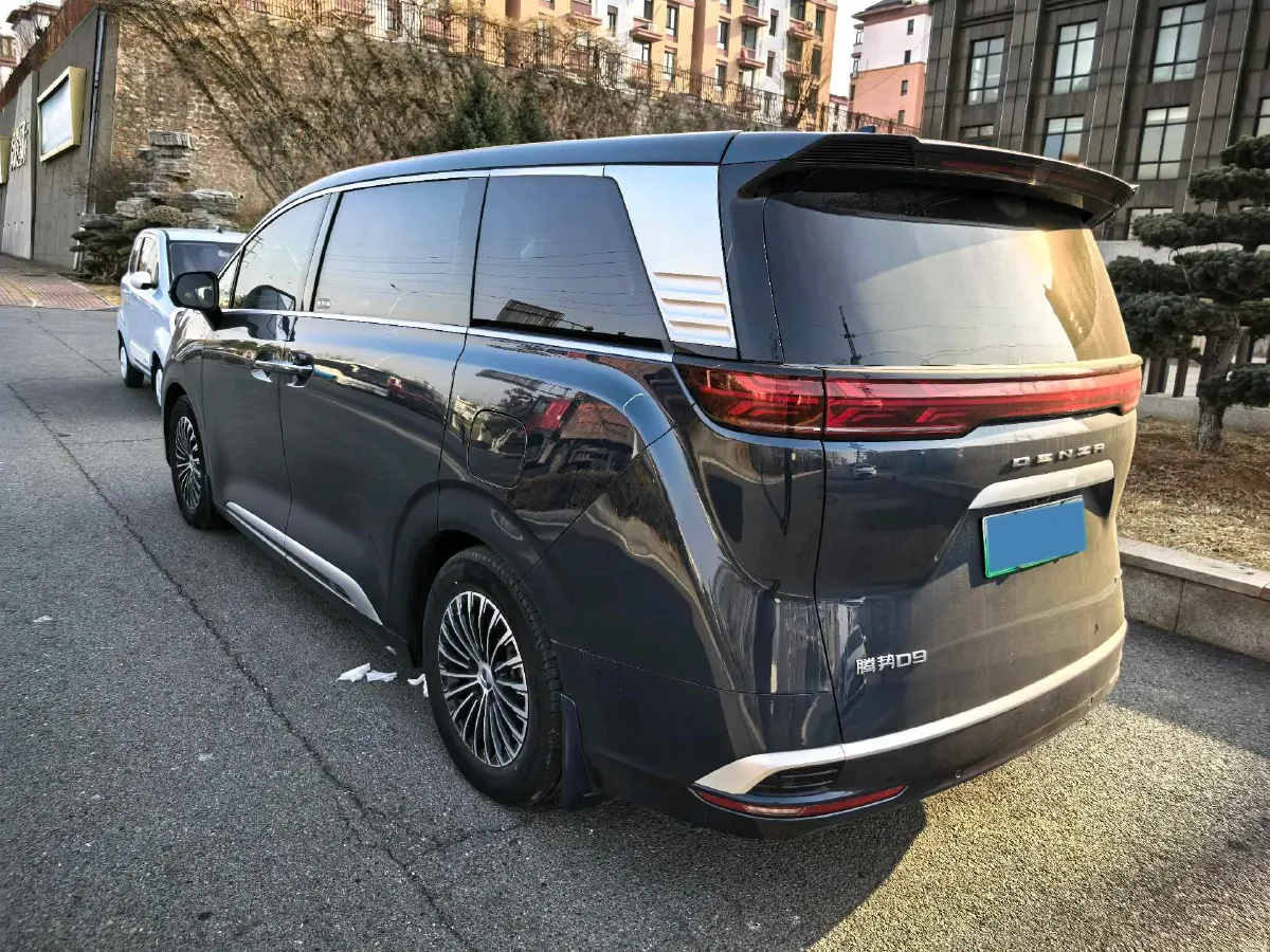 2022 Mercedes-Benz GLC Class 2.0T 197HP L4 9AT,autocango,china used car exporter,china ev exporter,chinese used car exporter,chinese used ev exporter