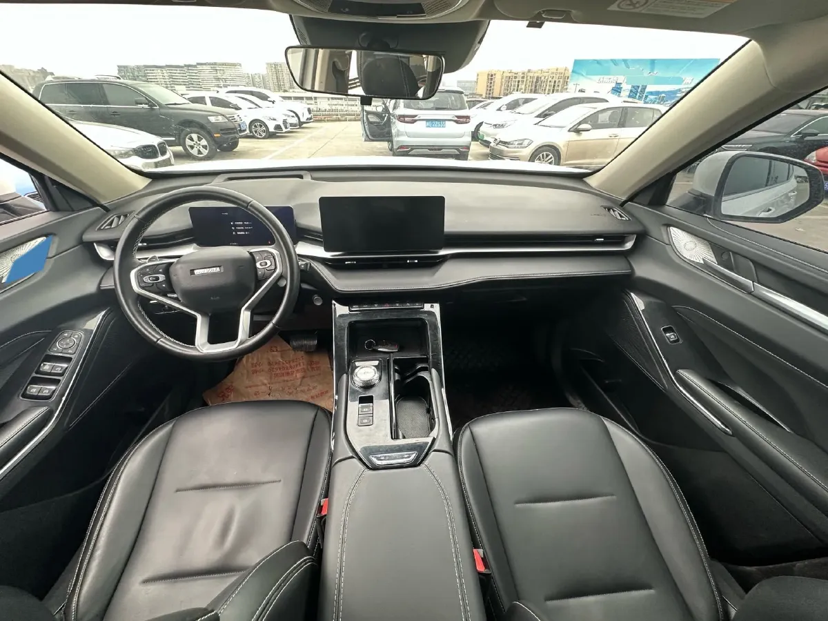 2021 Haval H6 2.0T 211HP L4 7DCT,autocango,china used car exporter,china ev exporter,chinese used car exporter,chinese used ev exporter